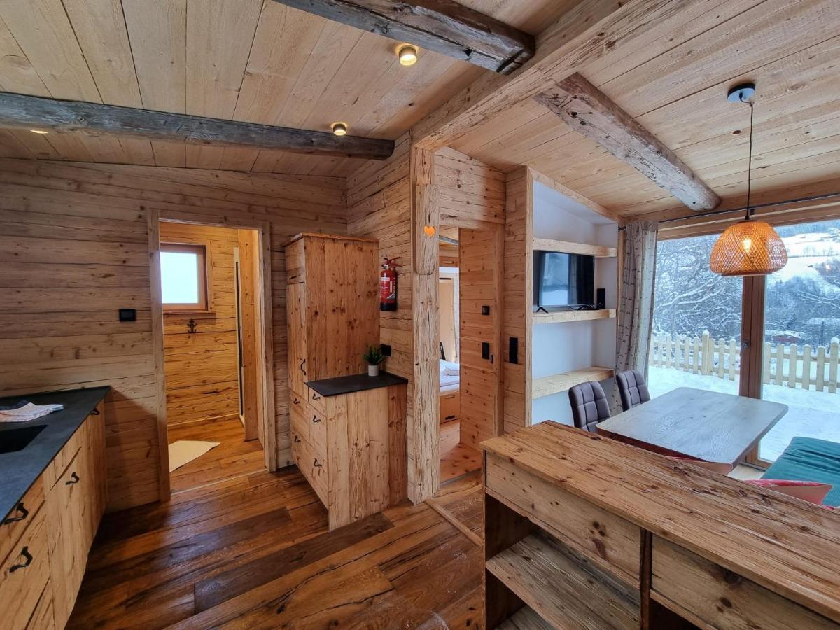 Chaleny - Das Erste Tiny House Chalet Im Zillertal Хайнценберг Экстерьер фото